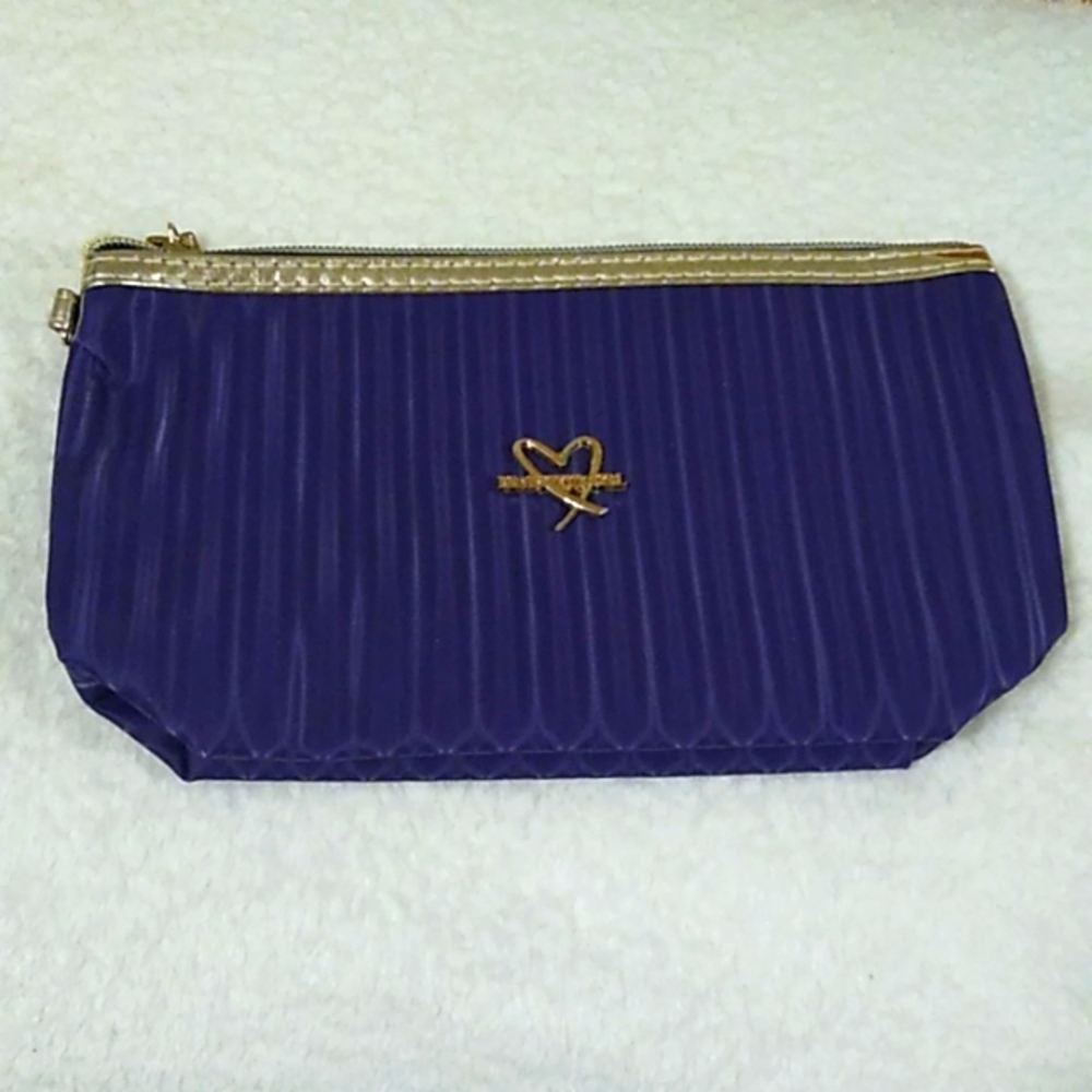 2/$10 NWOT Wristlet